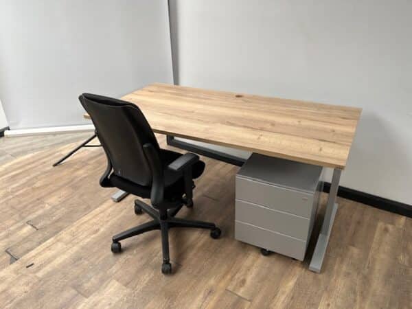 Recht bureau T-poot aluminium - Afbeelding 6