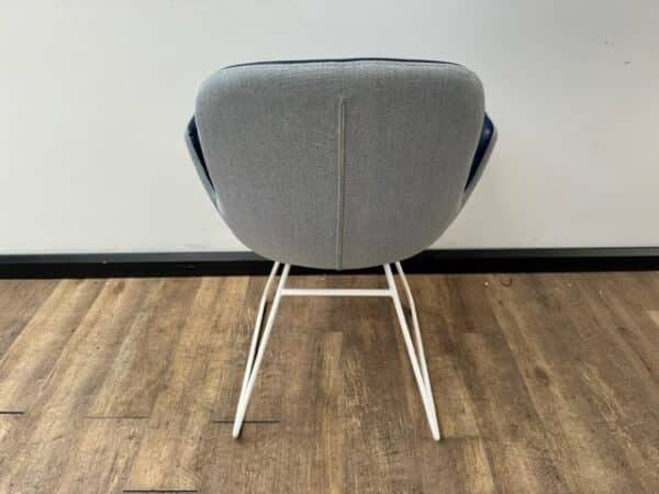 B&T Daisy vergaderstoel blauw - Afbeelding 3