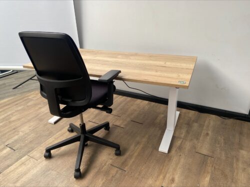 Gipsen elektrisch verstelbaar zit-sta bureau