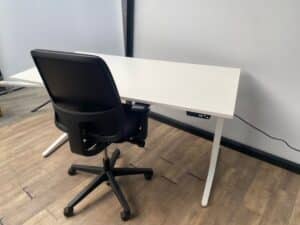 Elektrisch zit sta bureau Ahrend wit