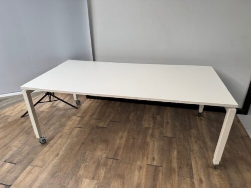 Verrijdbare vergadertafel wit 200 x 100