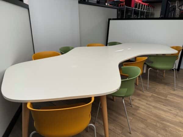 Sedus organische vergadertafel