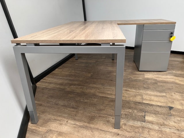 Hoekbureau Q-line + standcontainer dossierlade aluminium