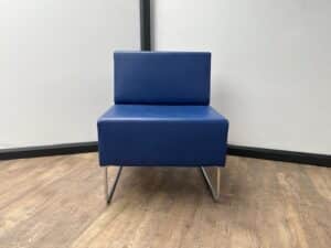 Blauw bankje Pedrali
