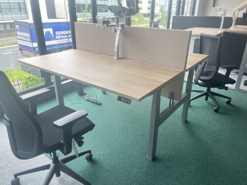 Elektrisch duo zit-sta bureau (aluminium) +wandje - BUR00167